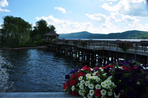A bela e tranquila North Hatley, na orla de um dos lagos ao sul do São Lourenço, entre Montreal e Quebeq, no Canadá
